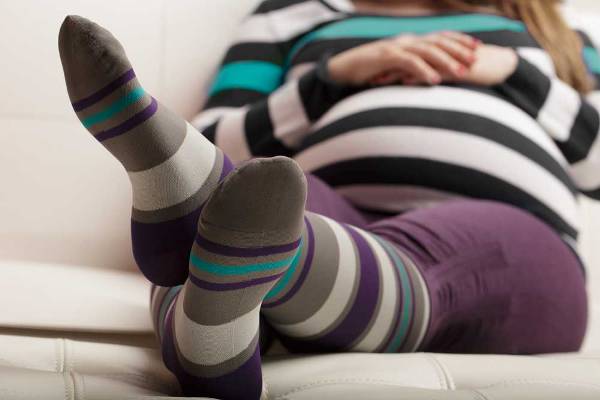 5 Best Maternity Compression Socks & Stockings for Swelling and Sore Legs! – Reviewed